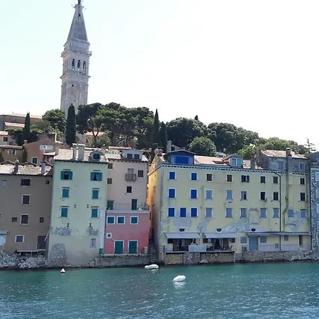 Villa Stefanja Modern Retreat