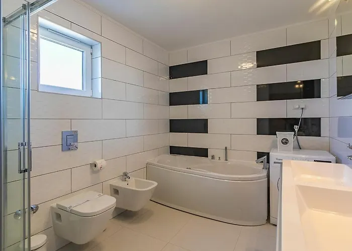 Stefanja Modern Retreat Villa Galižana