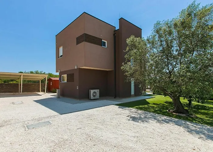 Stefanja Modern Retreat * Galižana